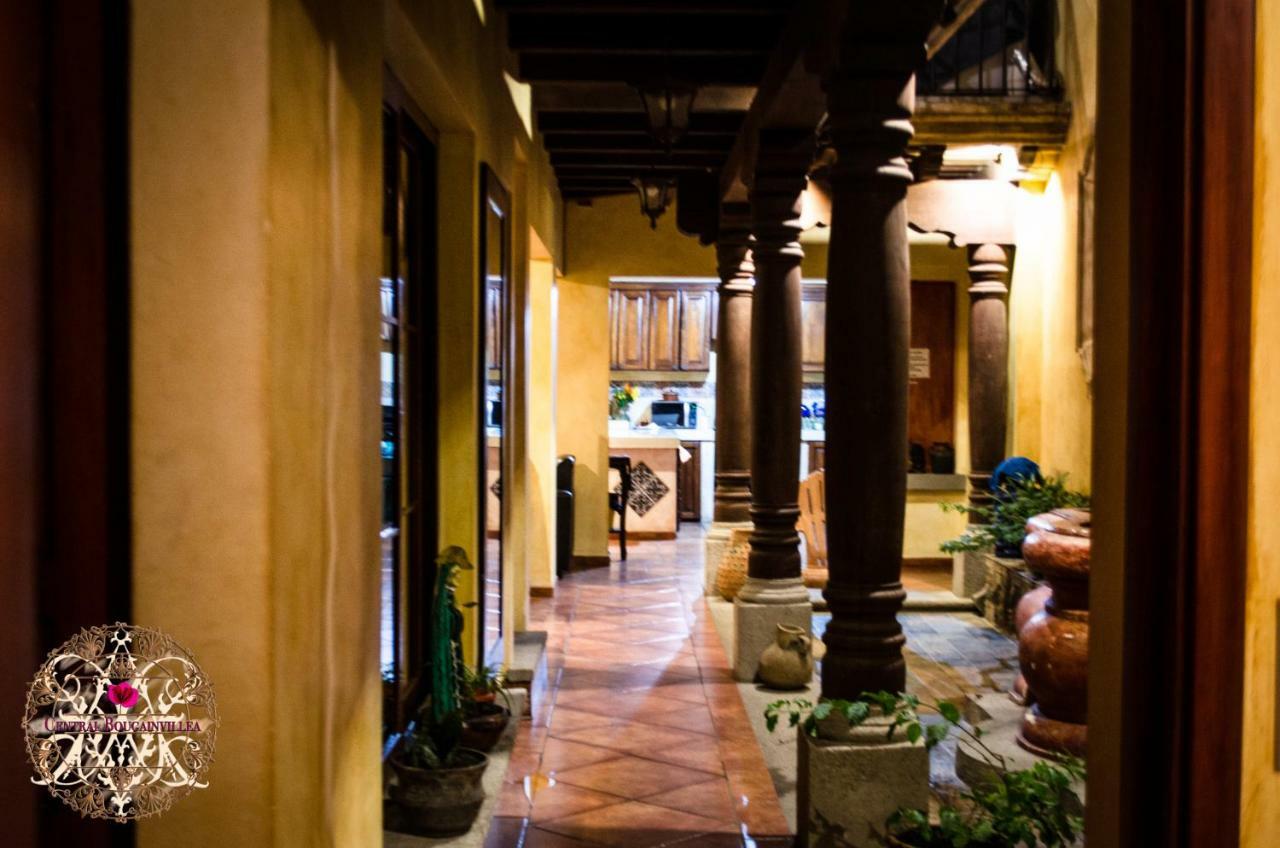 Central Bougainvillea Antigua Exterior photo