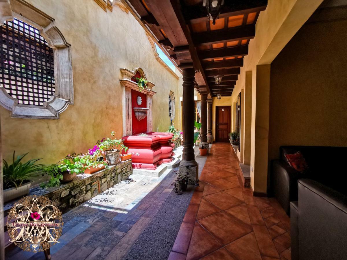 Central Bougainvillea Antigua Exterior photo